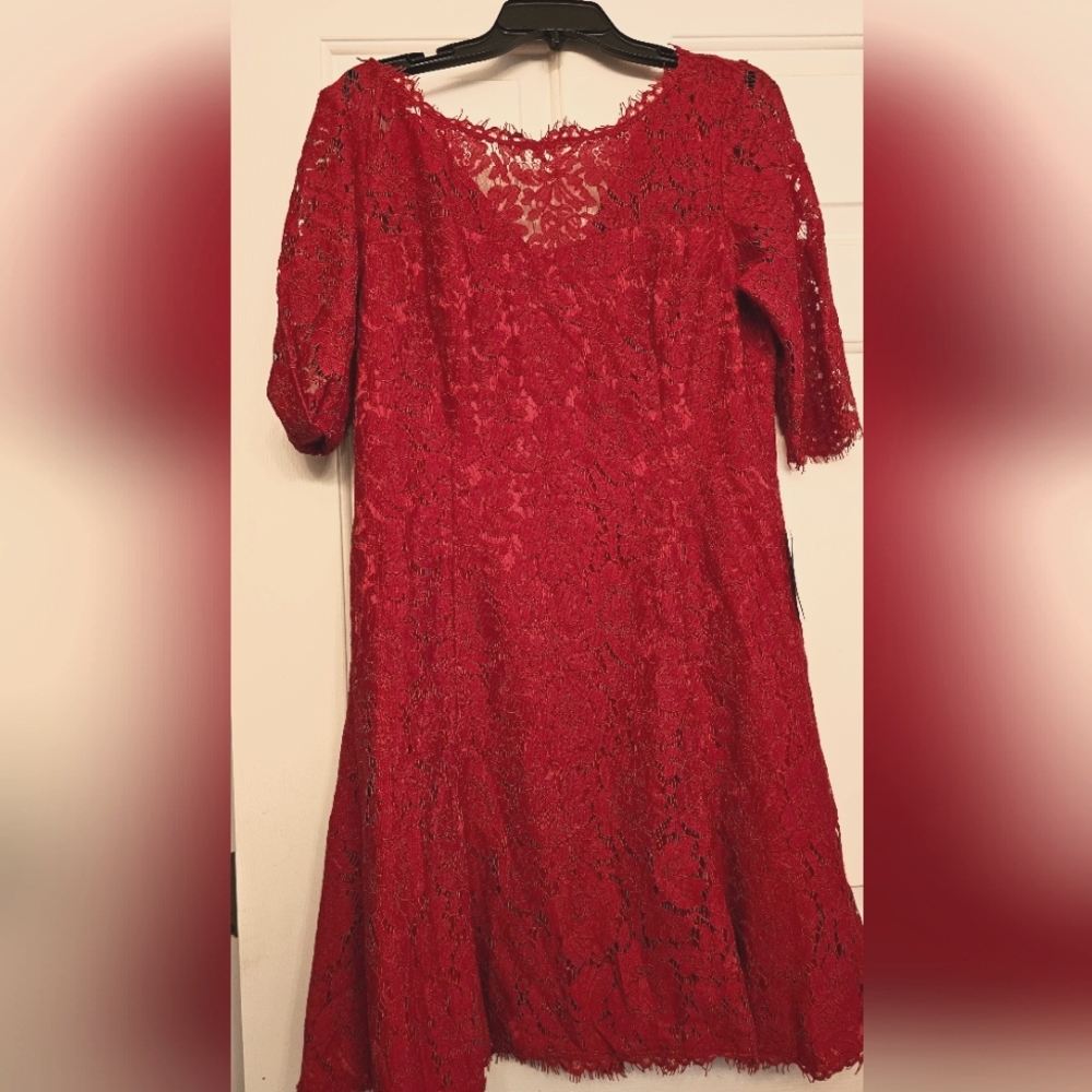Lace red dress